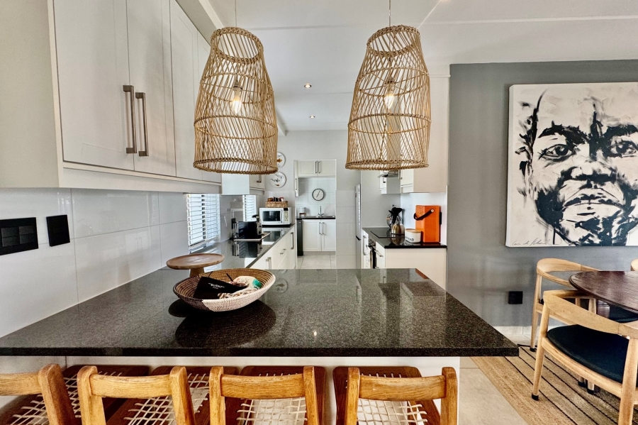 To Let 3 Bedroom Property for Rent in Graanendal Western Cape